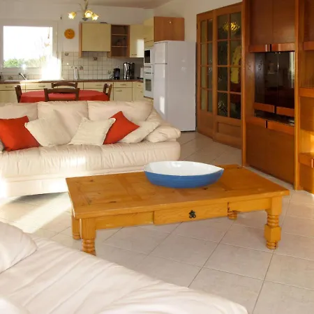 Kerguntuil - Pbu311 By Interhome Pleumeur-Bodou
